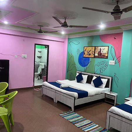 Manik Guest House Risikés Kültér fotó